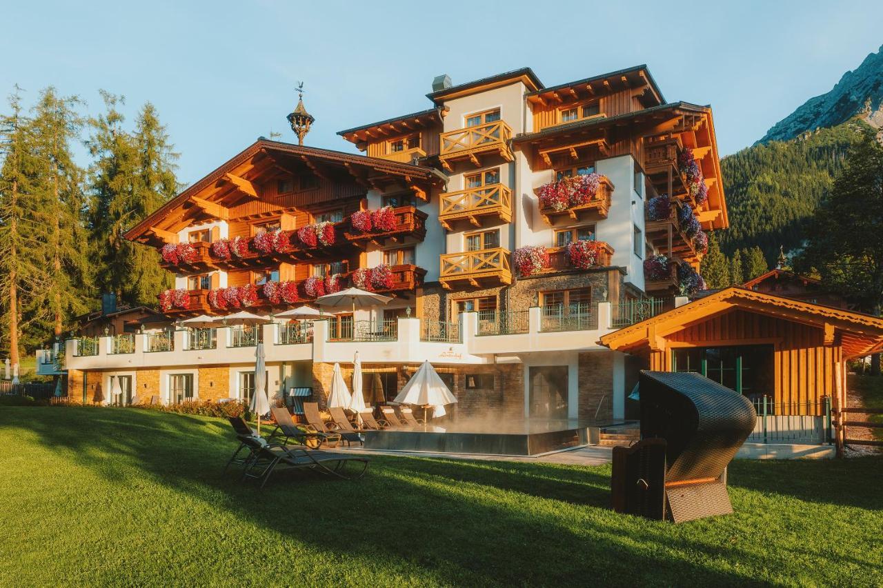 Hotel Lindenhof Ramsau am Dachstein Kültér fotó