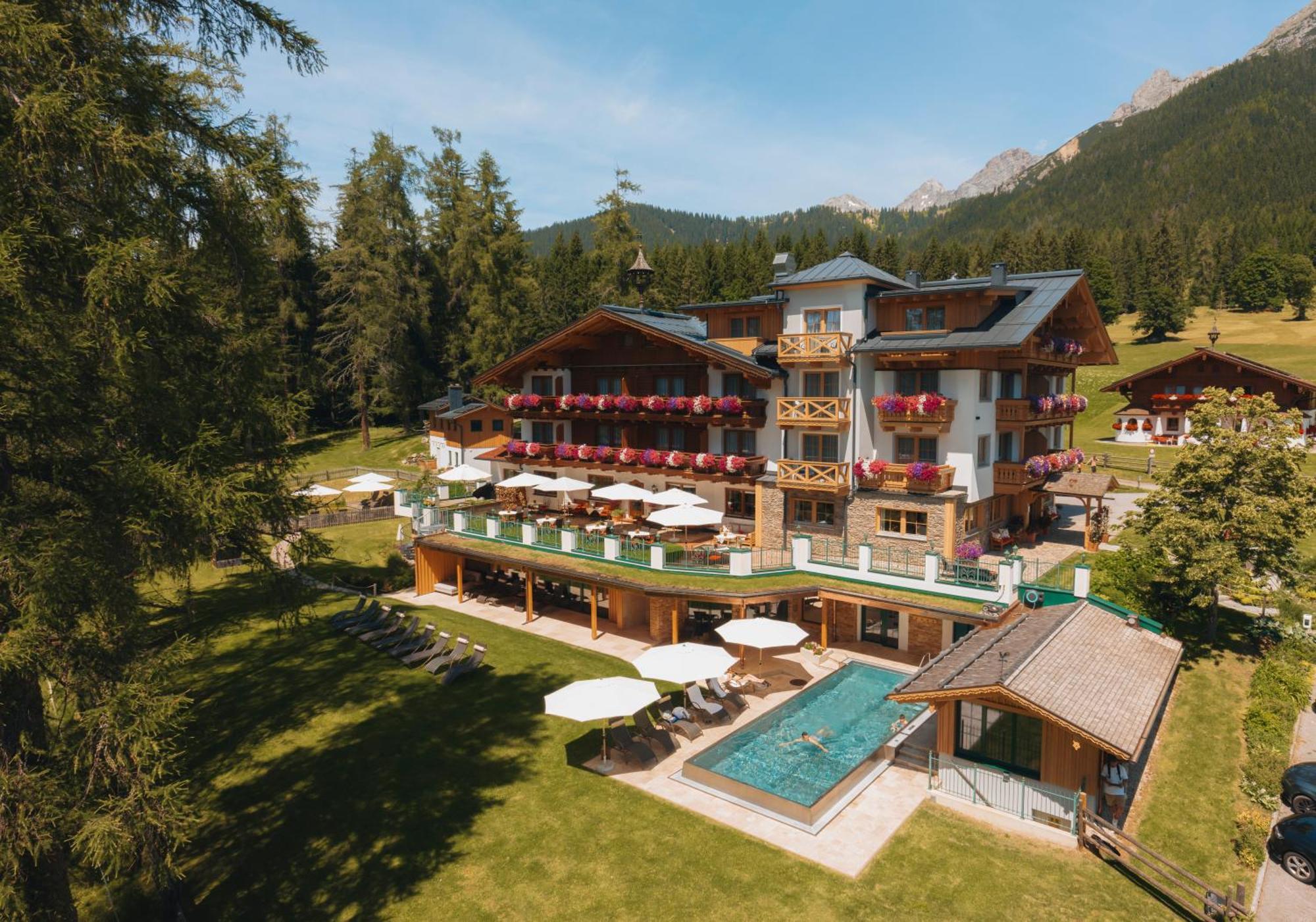 Hotel Lindenhof Ramsau am Dachstein Kültér fotó